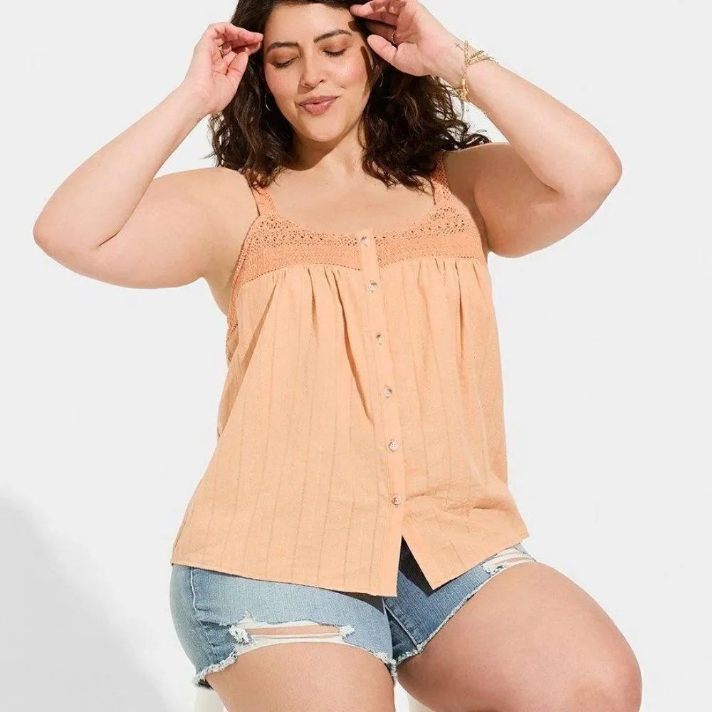 Torrid 4 Cotton Button Up Embroidered Crochet Tank